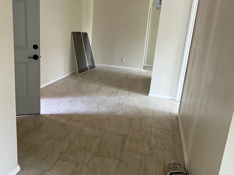 6226 Marbrisa Ave #6226 — Photo 1