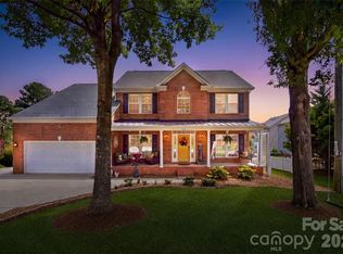 221 Nixon Rd, Belmont, NC 28012