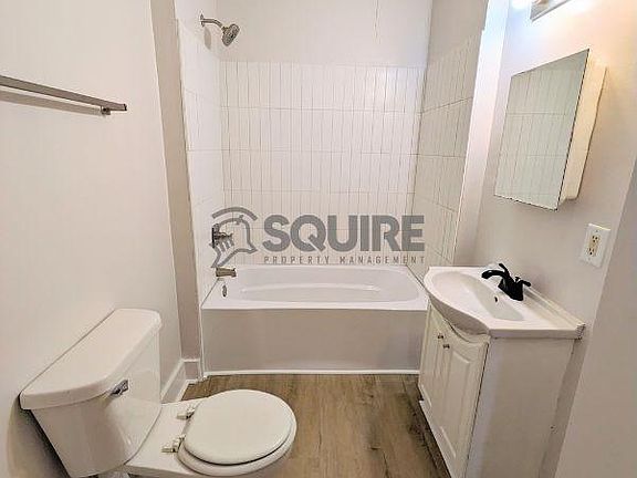 4th image of 2209 E New York St #2211-B