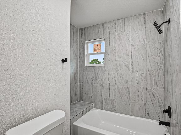 5th image of 8310 Wild Rose St APT 19C
