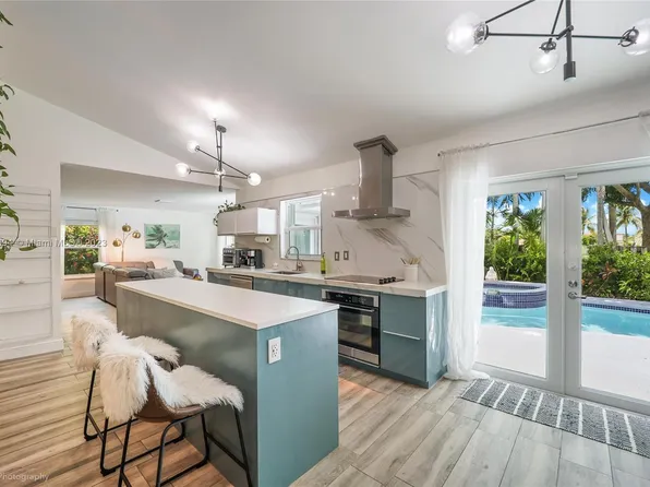 21951 SW 97th Ct, Cutler Bay, FL 33190