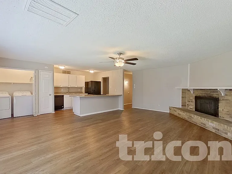 1610 Pilot Way — Photo 3