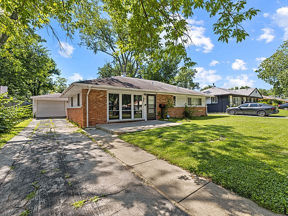 2nd image of 454 Indianwood Blvd
