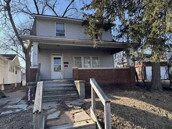 714 E Kansas St, Peoria, IL 61603