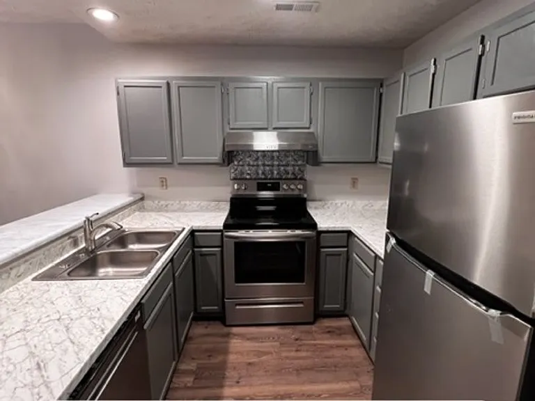 1849 Tryon Dr #2 — Photo 5