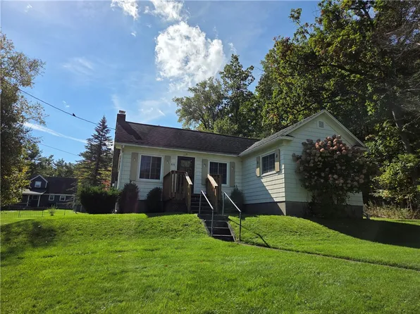 321 W 19th St, Elmira Heights, NY 14903