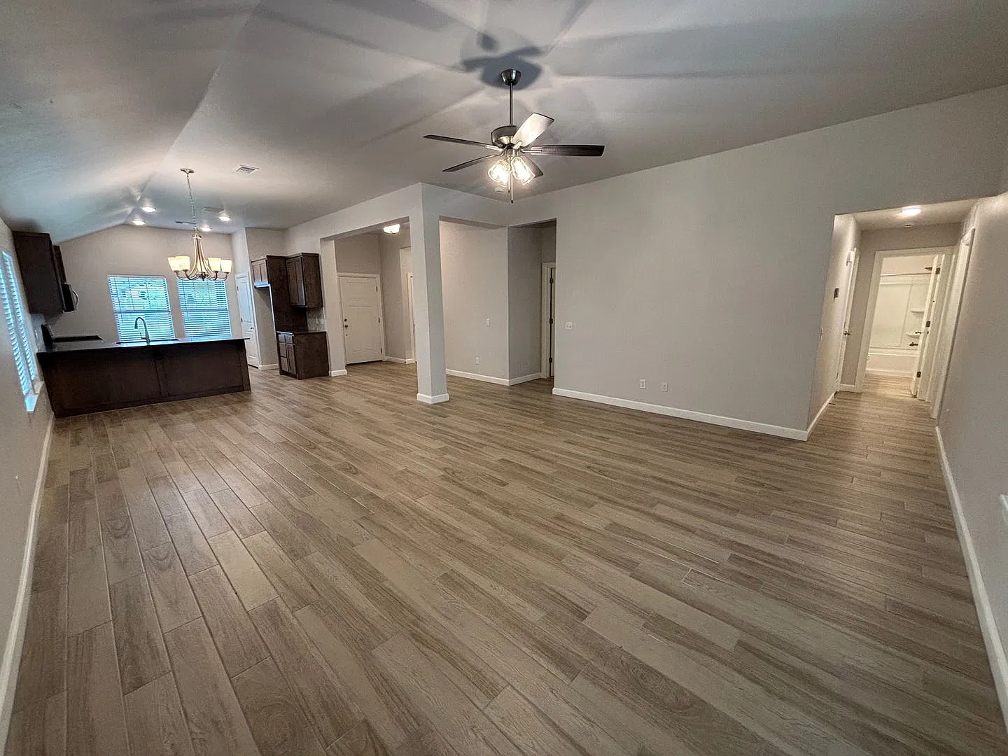 Wonderful 3 Bed 2 Bath Home in Norman — Photo 3