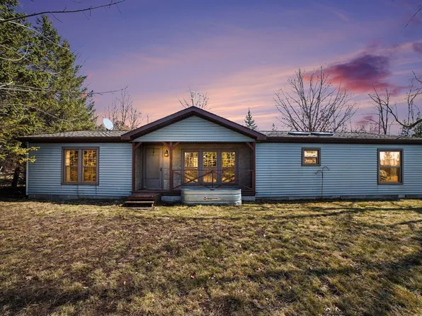 3949 S Alamando Rd, Saint Louis, MI 48880