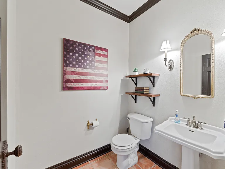 103 Saddle View Dr — Photo 14