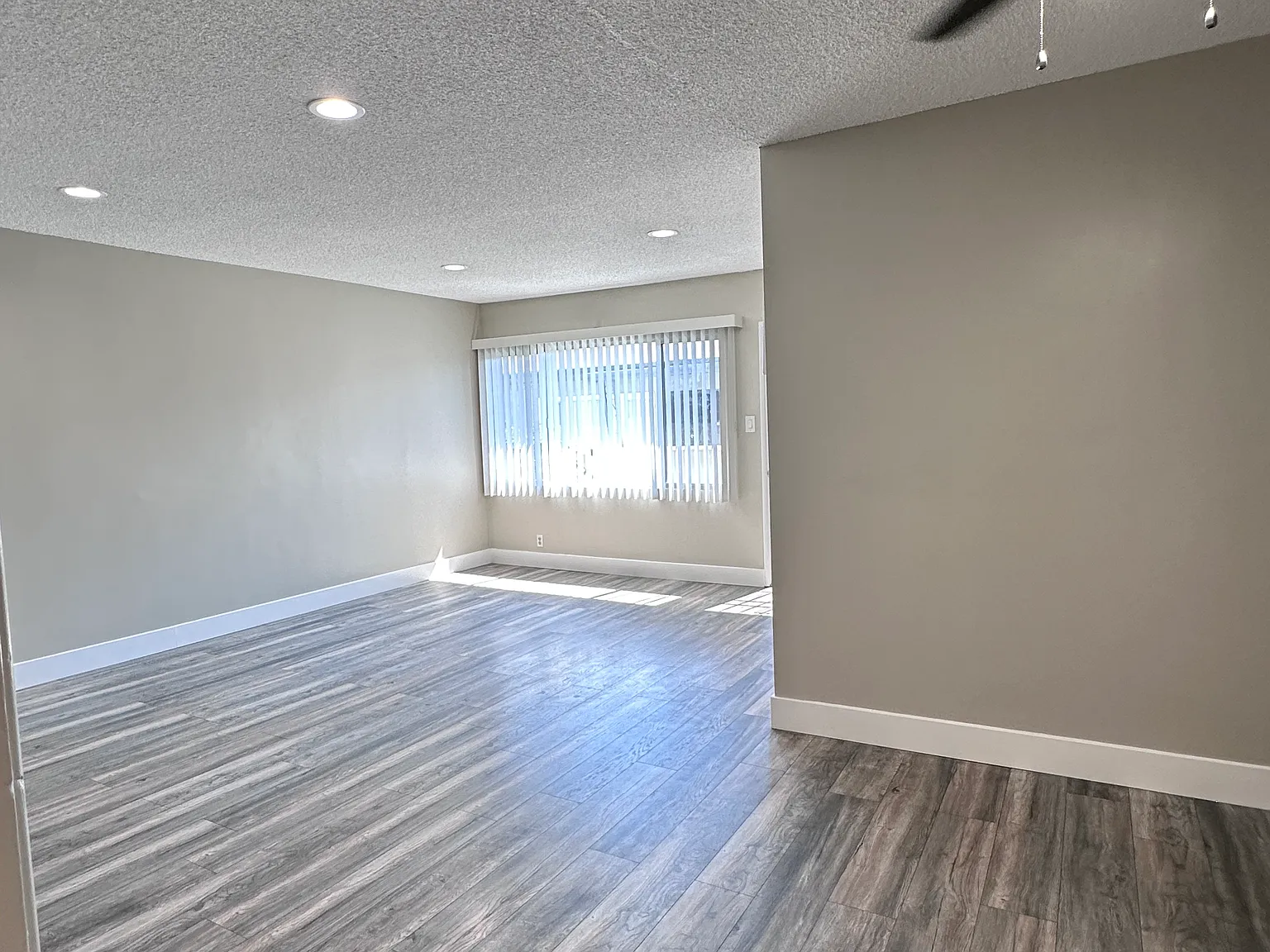 1 bed, 725 sqft, $1,995 — Photo 2