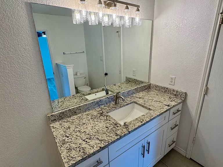 2304 Corral Dr — Photo 10