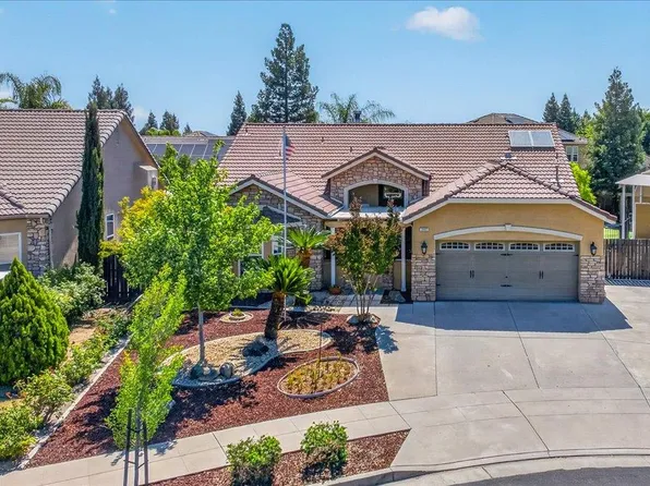 2467 Redington Ave, Clovis, CA 93619