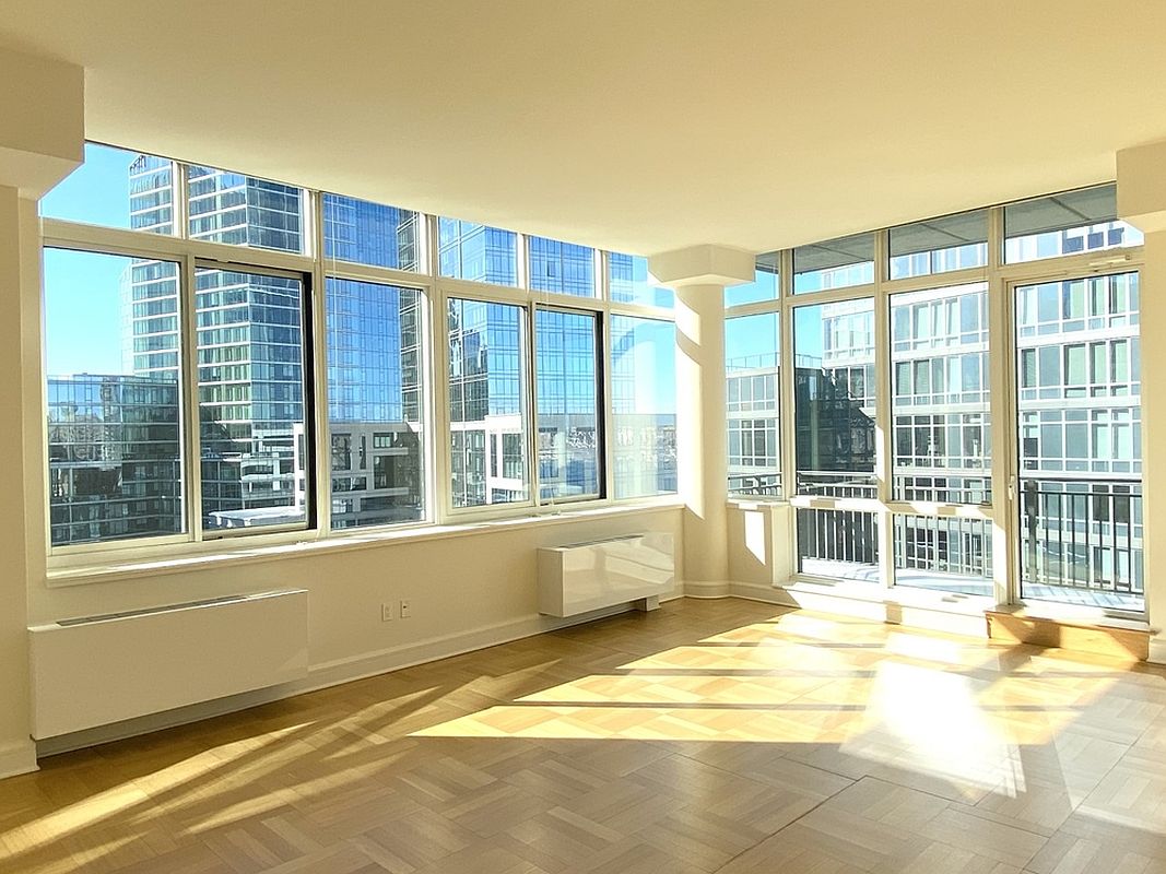 400 West 63rd Street #2001 in Lincoln Square, Manhattan | StreetEasy