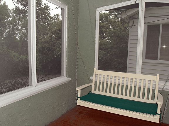 5th image of 3809 Aylesboro Ave
