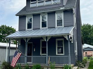 31 N Park Ave, Mertztown, PA 19539