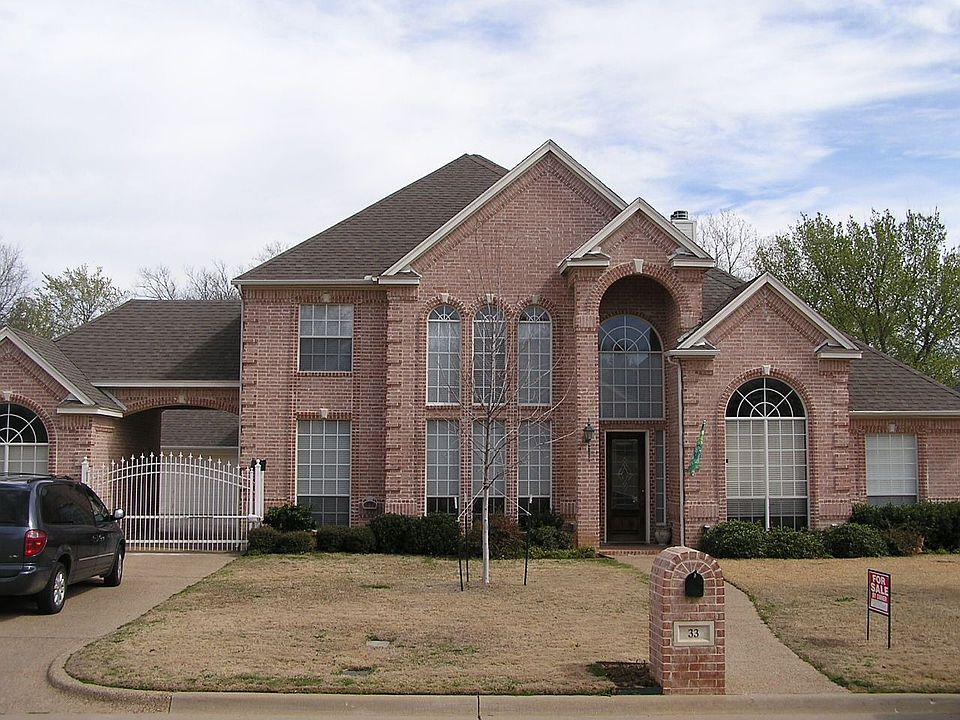1st image of 33 Forest Dr