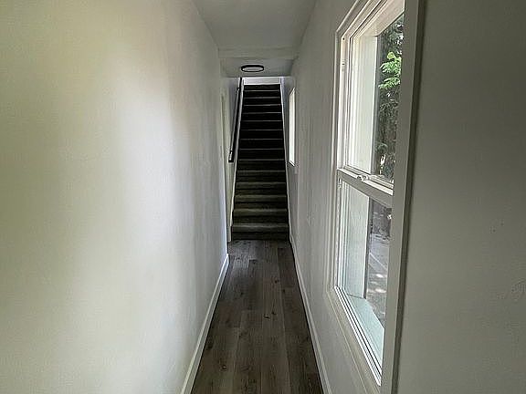 5th image of 3006 E Louise Ave