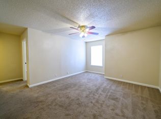 228 Avenue F #4, Denton, TX 76201