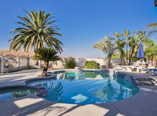 10919 Sunset Meadow Dr, Riverside, CA 92505