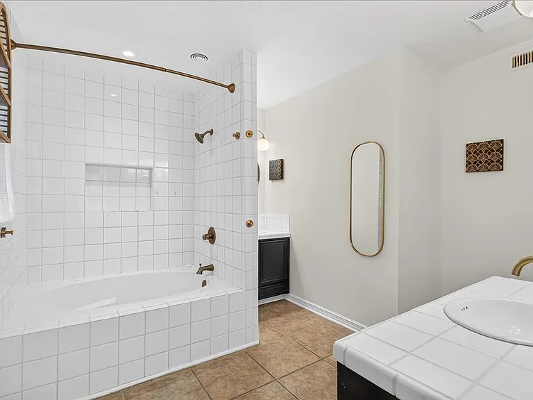 609 Peerman Pl — Photo 37