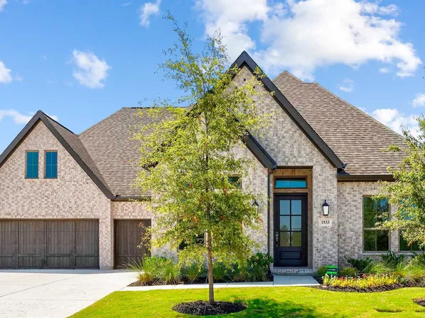 1933 Grand Ave, Rockwall, TX 75087