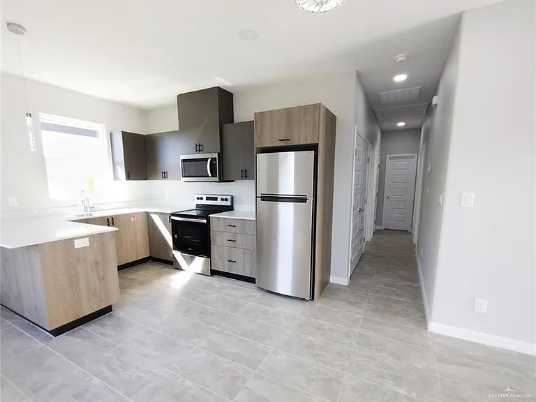 803 Sugar Garden Ave #3 — Photo 6