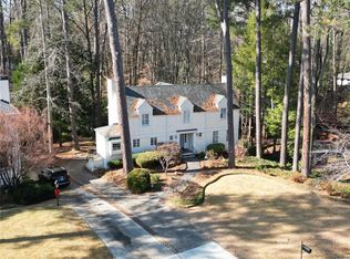 4002 Club Dr NE, Atlanta, GA 30319