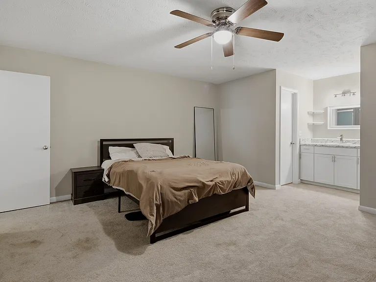 6853 Marlowe Dr — Photo 23