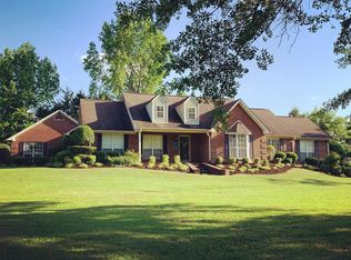 613 Royal Oak Dr, Pontotoc, MS 38863