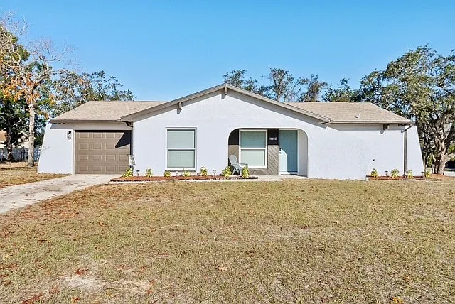 11199 Mayflower Rd — Photo 2
