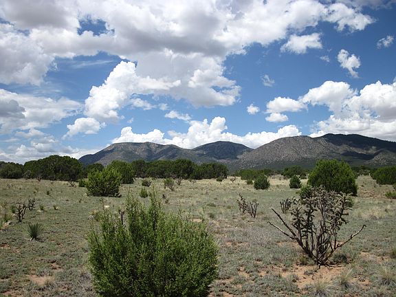 3rd image of 975 State Highway 344