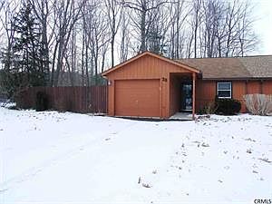 1st image of 28 Glenbrook Dr