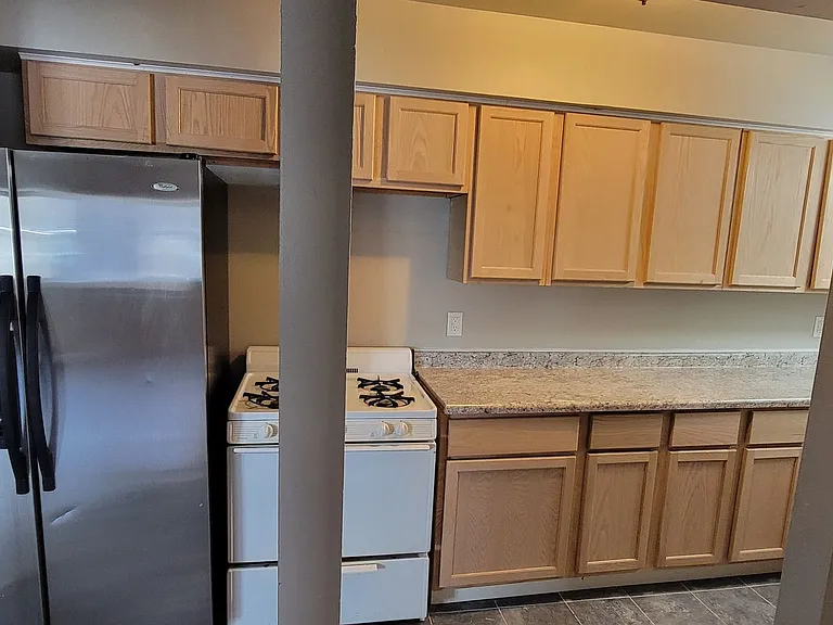 4635 S. 23rd Street - 12 Unit + Parking Lot — Photo 3