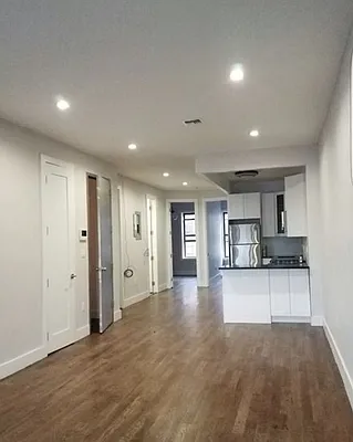 Rented by G2 Realty Group LLC | media 2