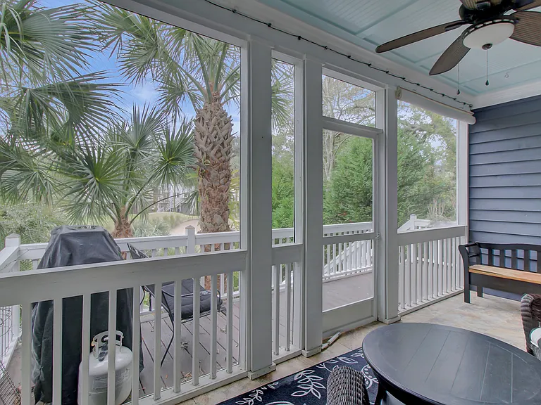 7 Yacht Harbor Ct — Photo 36