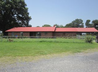 942 SW 1065th Ave, Wilburton, OK 74578