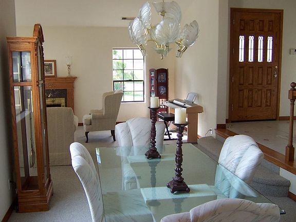 Formal dining room