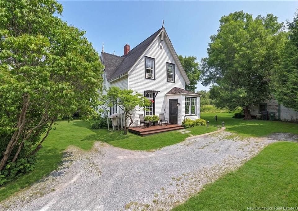1st image of 62 Dutch Point Rd
