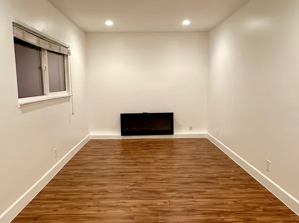12433 Saratoga Ave, Saratoga, CA 95070