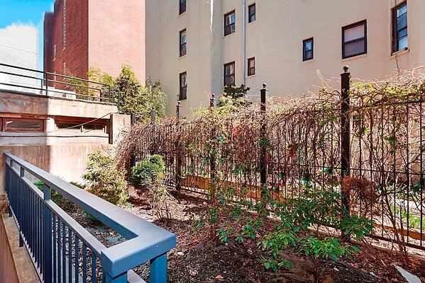 Rented by Christie's International Real Estate Group, LLC | media 5