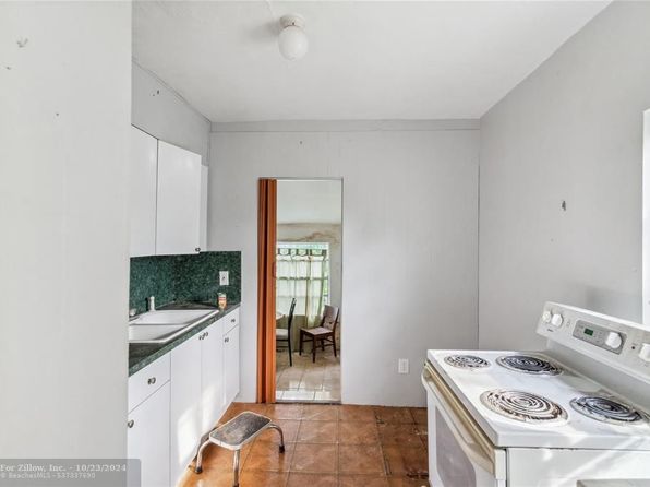 miami-florida-442004746 picture