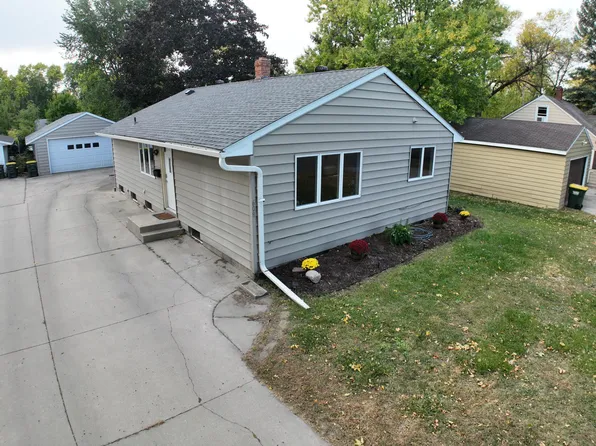 608 Johanna Ave SE, Willmar, MN 56201