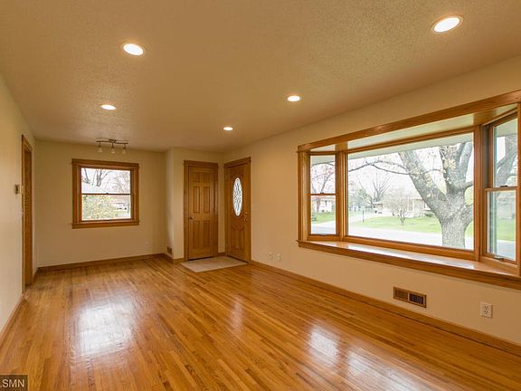 3rd image of 6817 73rd Ave N