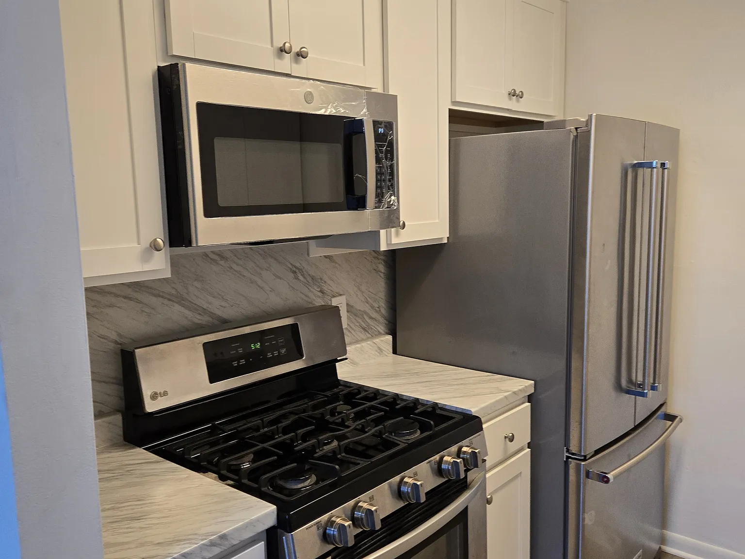 2 bed, 1.5 bath, 876 sqft, $1,680 — Photo 4