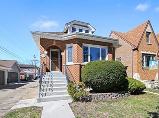 3836 Home Ave, Berwyn, IL 60402