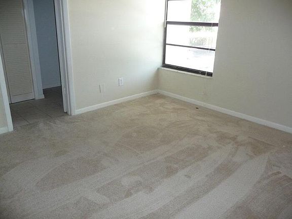 3rd image of 7831 Niagara Ave #7831