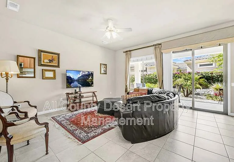 81566 Avenida Sombra — Photo 5