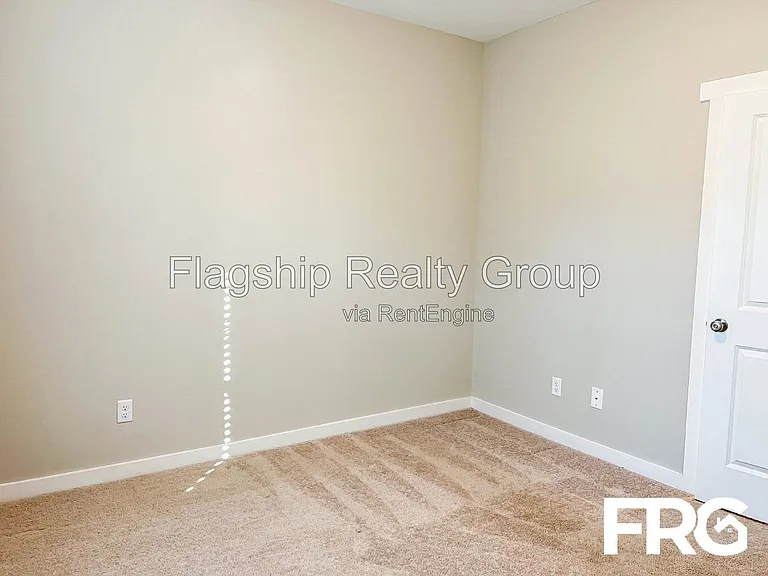 1501 S Taylor St — Photo 28