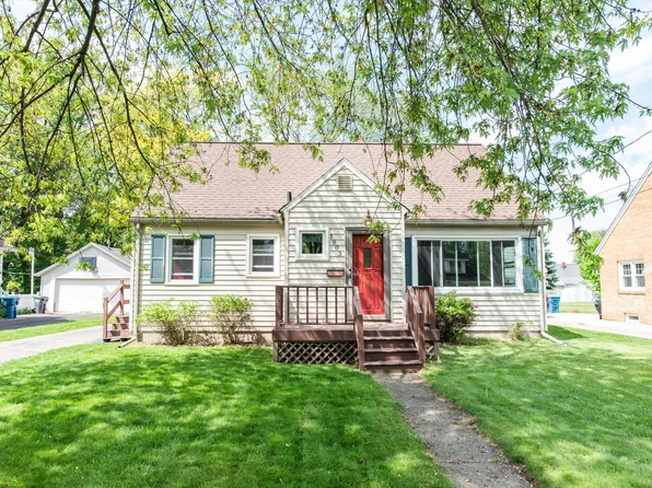 1903 Miles Ave, Kalamazoo, MI 49001