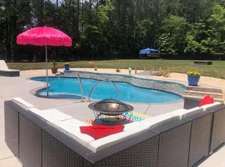 512 Stillwater Rd, Troutman, NC 28166